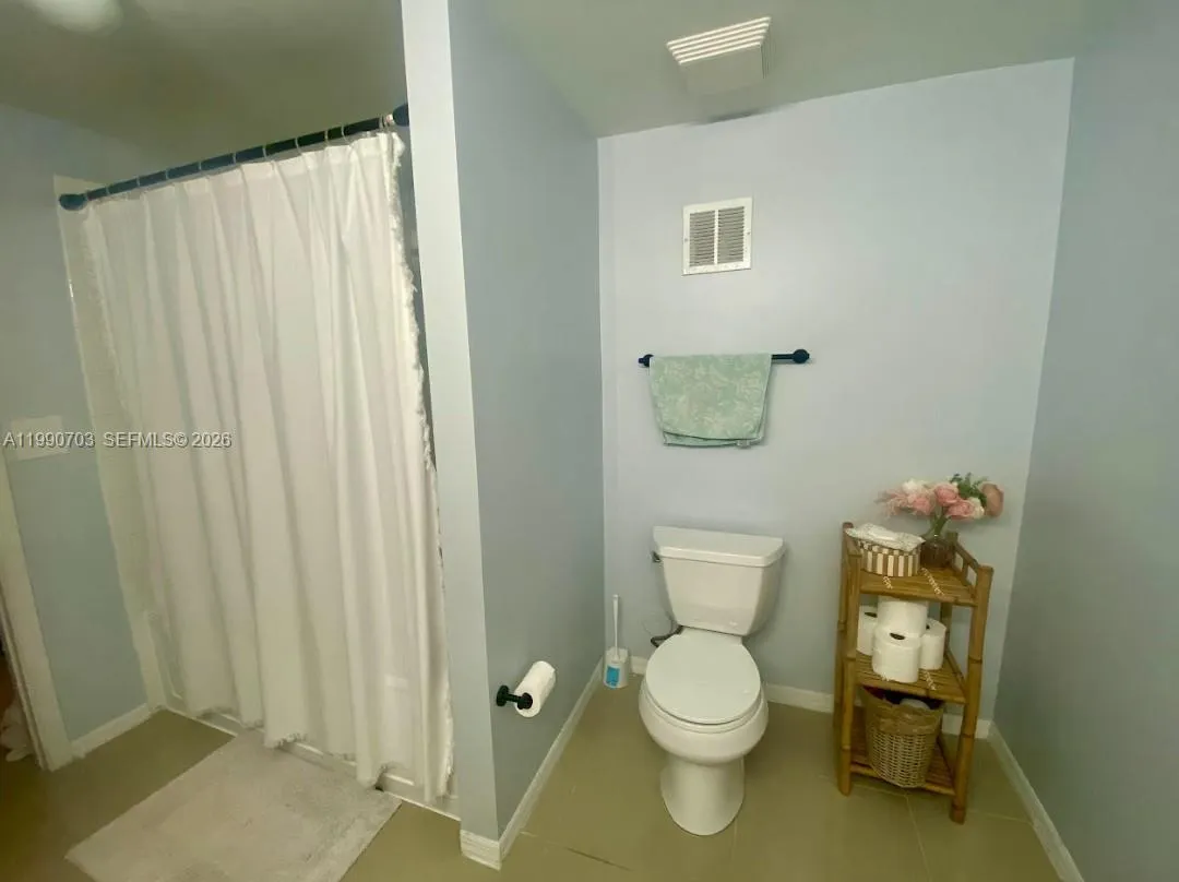 131 Sw 117th Ave 8201, Pembroke Pines, Florida 330, Pembroke Pines, Florida 33025, 2 Bedrooms Bedrooms, ,2 BathroomsBathrooms,Residential Lease,For Rent,131 Sw 117th Ave 8201, Pembroke Pines, Florida 330,A11990703
