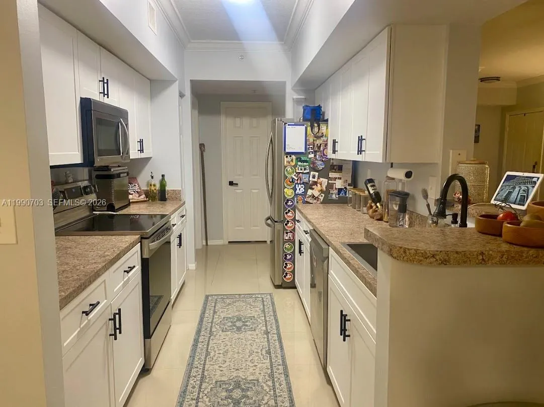 131 Sw 117th Ave 8201, Pembroke Pines, Florida 330, Pembroke Pines, Florida 33025, 2 Bedrooms Bedrooms, ,2 BathroomsBathrooms,Residential Lease,For Rent,131 Sw 117th Ave 8201, Pembroke Pines, Florida 330,A11990703