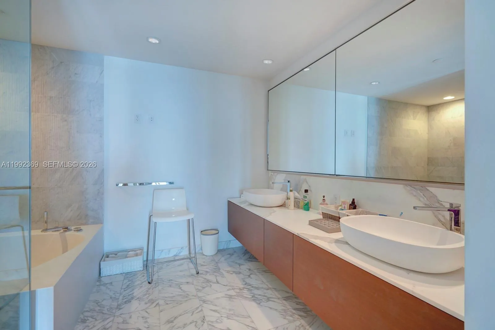 10203 Collins Ave 1005, Bal Harbour, Florida 33154, Bal Harbour, Florida 33154, 2 Bedrooms Bedrooms, ,2 BathroomsBathrooms,Residential Lease,For Rent,10203 Collins Ave 1005, Bal Harbour, Florida 33154,A11992369
