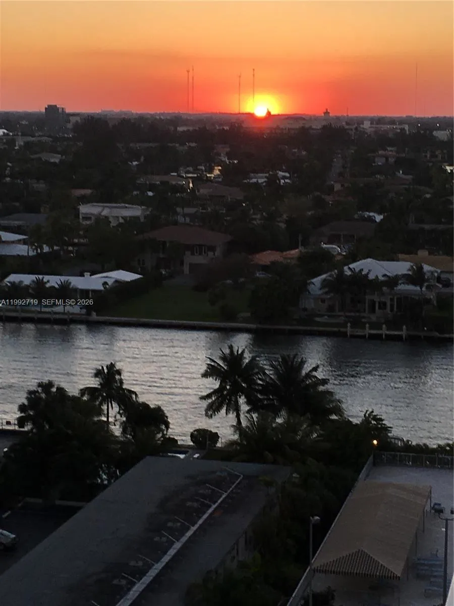 1985 S Ocean Dr 12j, Hallandale Beach, Florida 330, Hallandale Beach, Florida 33009, 2 Bedrooms Bedrooms, ,2 BathroomsBathrooms,Residential Lease,For Rent,1985 S Ocean Dr 12j, Hallandale Beach, Florida 330,A11992719