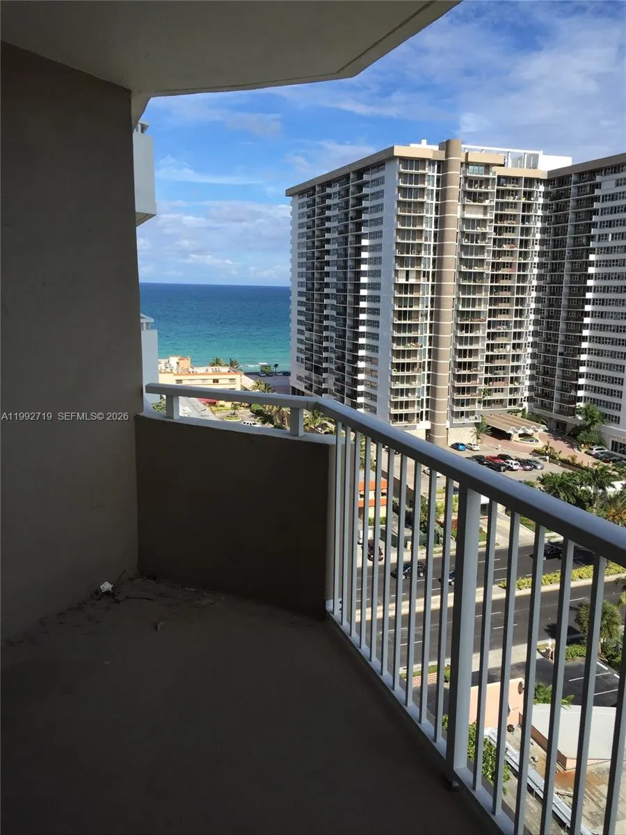 1985 S Ocean Dr 12j, Hallandale Beach, Florida 330, Hallandale Beach, Florida 33009, 2 Bedrooms Bedrooms, ,2 BathroomsBathrooms,Residential Lease,For Rent,1985 S Ocean Dr 12j, Hallandale Beach, Florida 330,A11992719