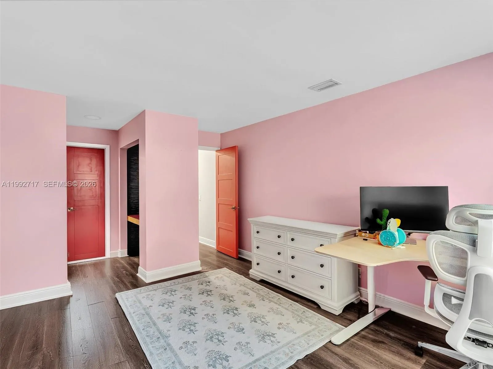 Weston, Florida 33326, 2 Bedrooms Bedrooms, ,2 BathroomsBathrooms,Residential Lease,For Rent,A11992717