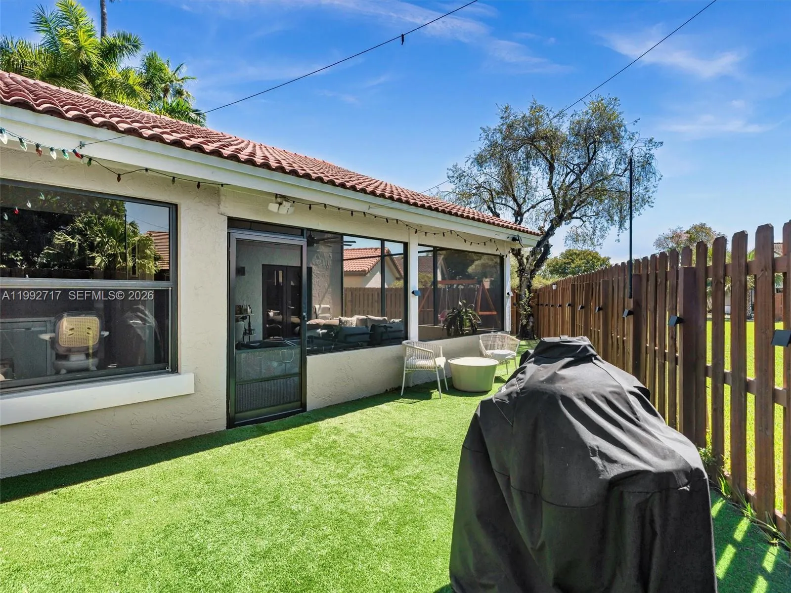 Weston, Florida 33326, 2 Bedrooms Bedrooms, ,2 BathroomsBathrooms,Residential Lease,For Rent,A11992717