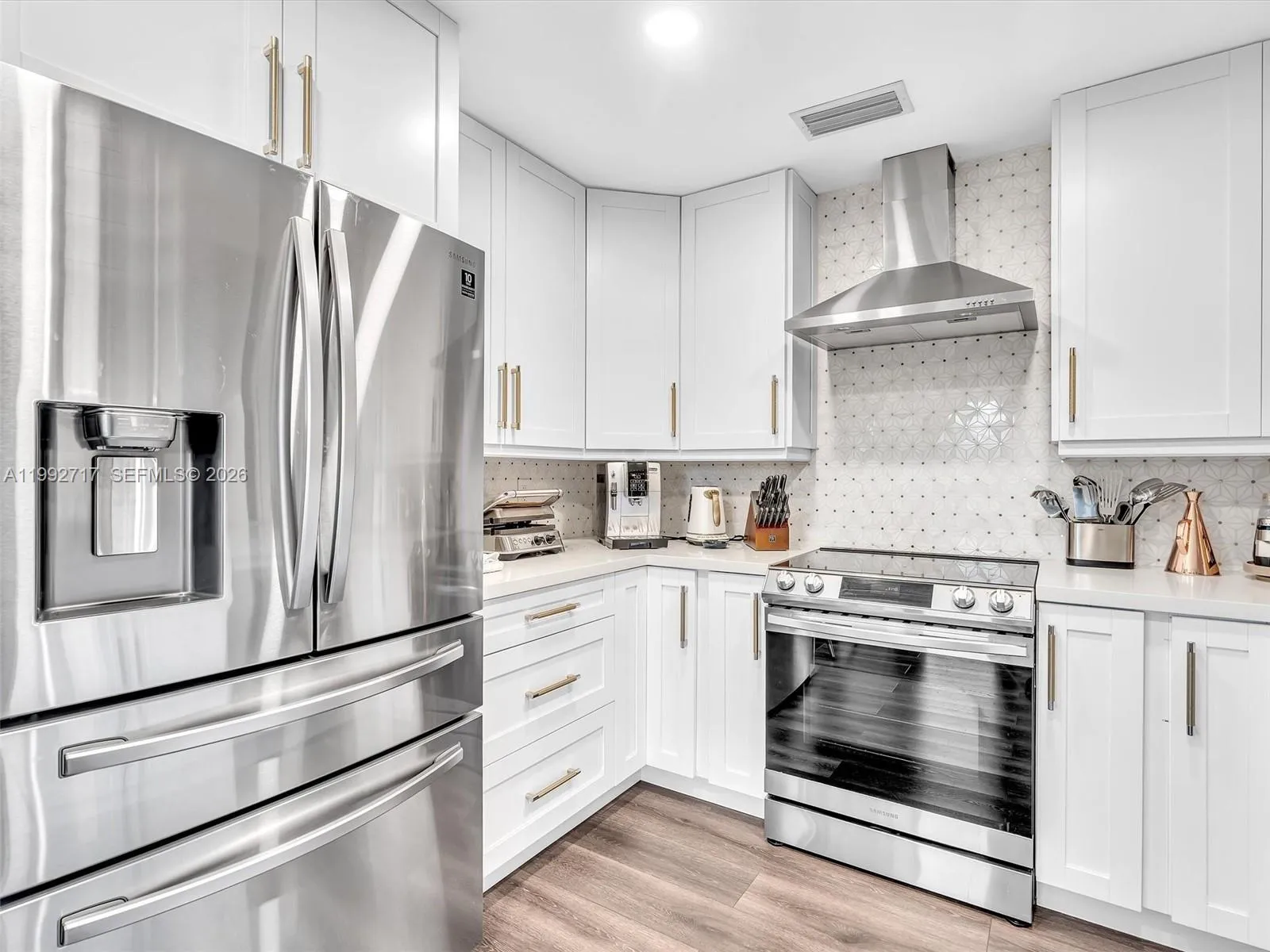 Weston, Florida 33326, 2 Bedrooms Bedrooms, ,2 BathroomsBathrooms,Residential Lease,For Rent,A11992717