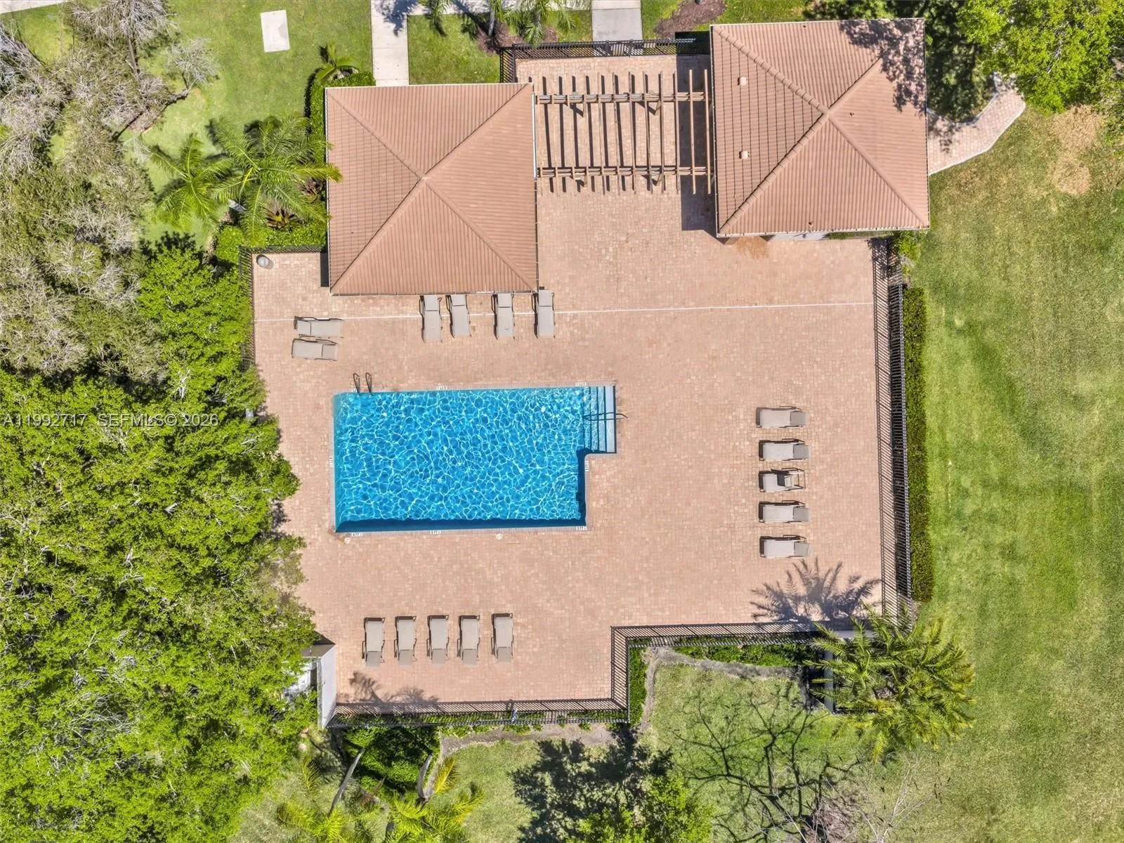 Weston, Florida 33326, 2 Bedrooms Bedrooms, ,2 BathroomsBathrooms,Residential Lease,For Rent,A11992717