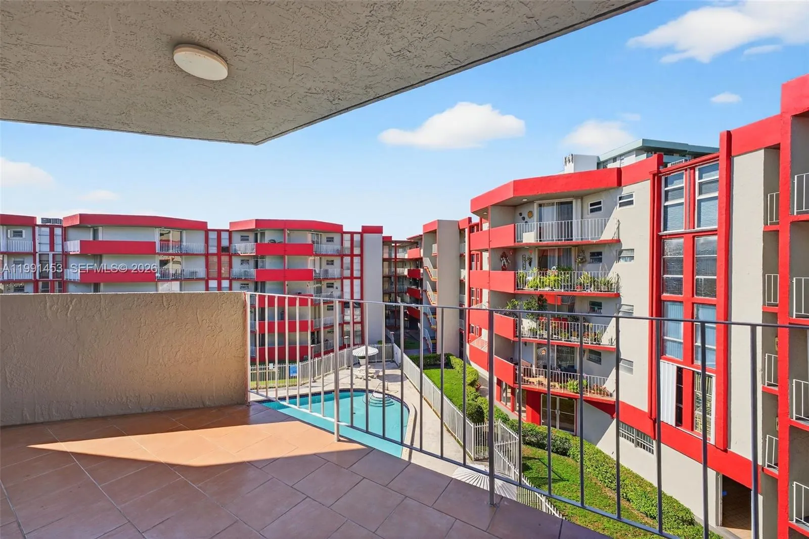 1750 W 46th St 412, Hialeah, Florida 33012, Hialeah, Florida 33012, 2 Bedrooms Bedrooms, ,2 BathroomsBathrooms,Residential Lease,For Rent,1750 W 46th St 412, Hialeah, Florida 33012,A11991453