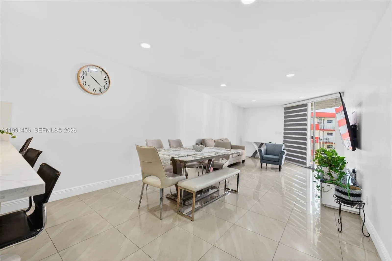 1750 W 46th St 412, Hialeah, Florida 33012, Hialeah, Florida 33012, 2 Bedrooms Bedrooms, ,2 BathroomsBathrooms,Residential Lease,For Rent,1750 W 46th St 412, Hialeah, Florida 33012,A11991453