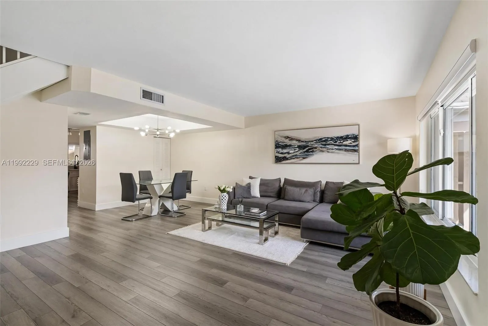 1350 Nw 123rd Ave 1, Pembroke Pines, Florida 33026, Pembroke Pines, Florida 33026, 3 Bedrooms Bedrooms, ,2 BathroomsBathrooms,Residential Lease,For Rent,1350 Nw 123rd Ave 1, Pembroke Pines, Florida 33026,A11992229