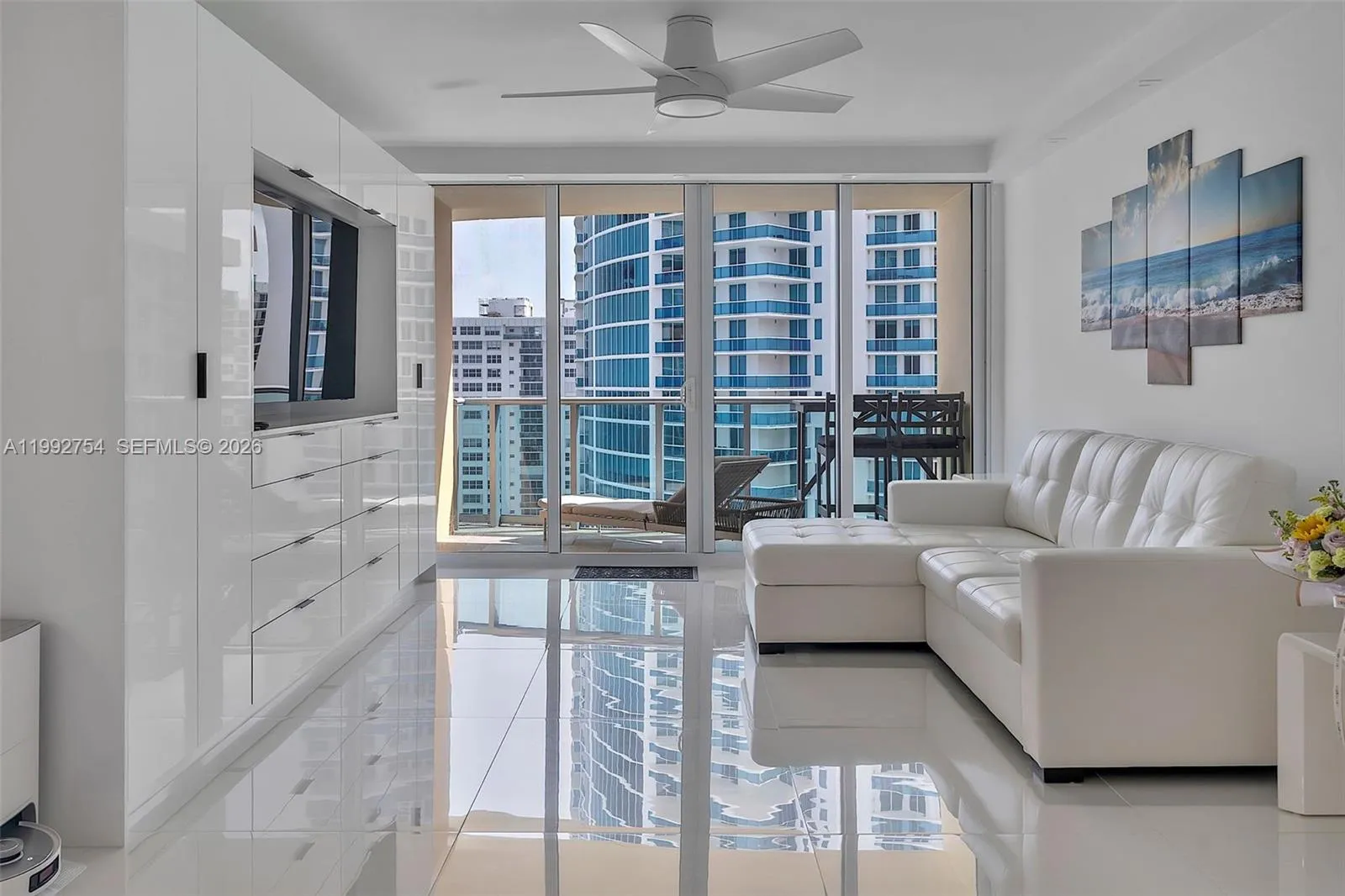 2501 S Ocean Dr 1515, Hollywood, Florida 33019, Hollywood, Florida 33019, 1 Bedroom Bedrooms, ,1 BathroomBathrooms,Residential Lease,For Rent,2501 S Ocean Dr 1515, Hollywood, Florida 33019,A11992754