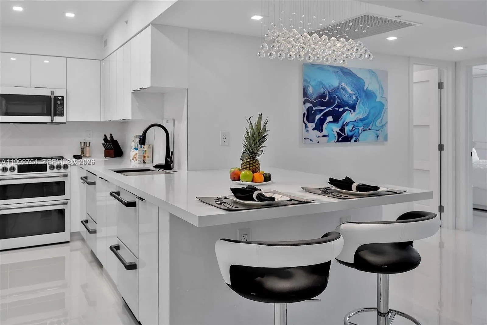 2501 S Ocean Dr 1515, Hollywood, Florida 33019, Hollywood, Florida 33019, 1 Bedroom Bedrooms, ,1 BathroomBathrooms,Residential Lease,For Rent,2501 S Ocean Dr 1515, Hollywood, Florida 33019,A11992754