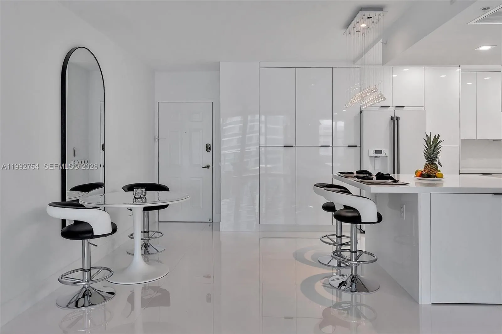 2501 S Ocean Dr 1515, Hollywood, Florida 33019, Hollywood, Florida 33019, 1 Bedroom Bedrooms, ,1 BathroomBathrooms,Residential Lease,For Rent,2501 S Ocean Dr 1515, Hollywood, Florida 33019,A11992754