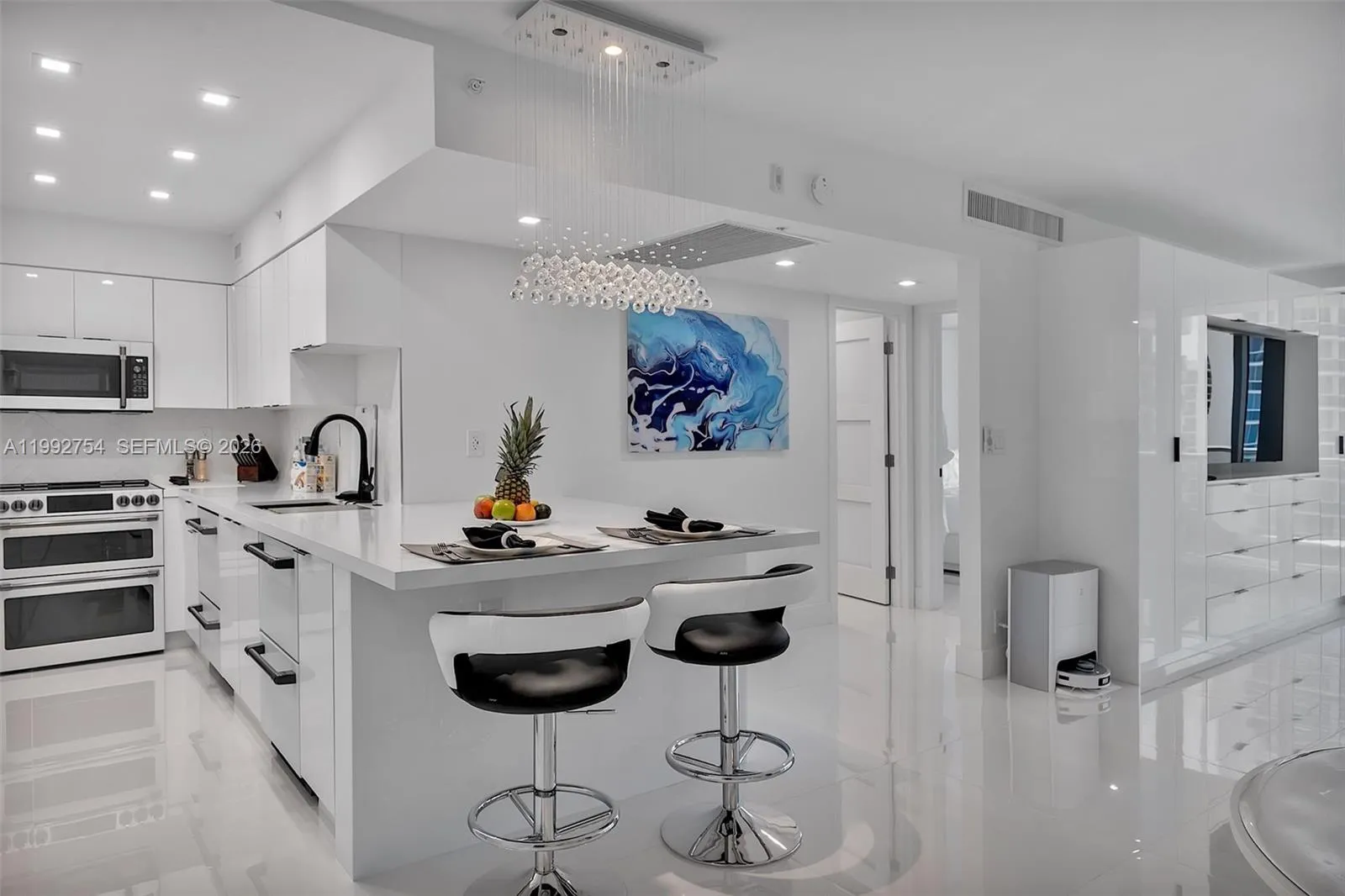 2501 S Ocean Dr 1515, Hollywood, Florida 33019, Hollywood, Florida 33019, 1 Bedroom Bedrooms, ,1 BathroomBathrooms,Residential Lease,For Rent,2501 S Ocean Dr 1515, Hollywood, Florida 33019,A11992754
