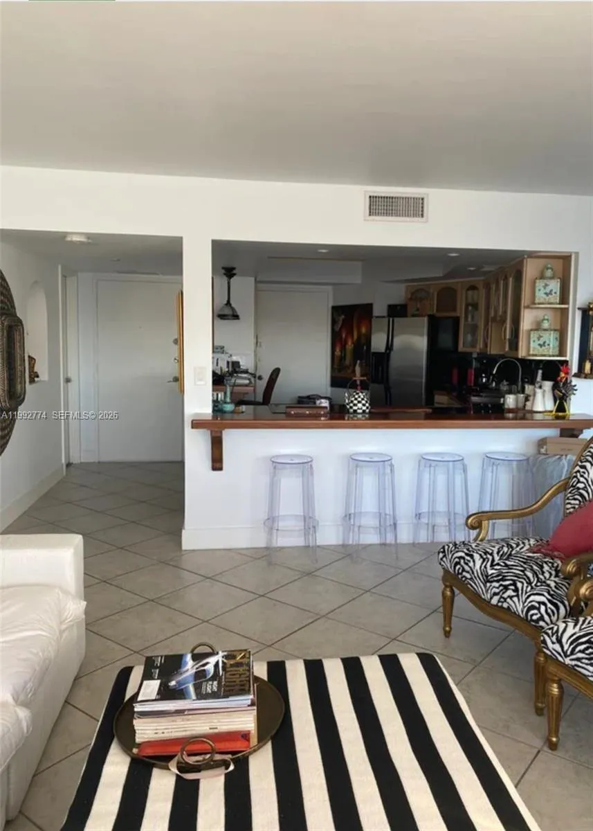 11930 N Bayshore Dr 1006, North Miami, Florida 331, North Miami, Florida 33181, 1 Bedroom Bedrooms, ,1 BathroomBathrooms,Residential Lease,For Rent,11930 N Bayshore Dr 1006, North Miami, Florida 331,A11992774