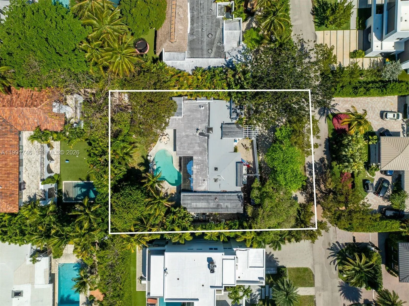 346 Gulf Road, Key Biscayne, Florida 33149, Key Biscayne, Florida 33149, 5 Bedrooms Bedrooms, ,4 BathroomsBathrooms,Residential,For Sale,346 Gulf Road, Key Biscayne, Florida 33149,A11991746