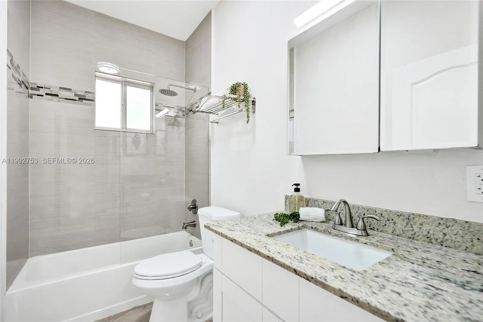 60 Ne 26th St 60, Wilton Manors, Florida 33305, Wilton Manors, Florida 33305, 3 Bedrooms Bedrooms, ,2 BathroomsBathrooms,Residential Lease,For Rent,60 Ne 26th St 60, Wilton Manors, Florida 33305,A11992753