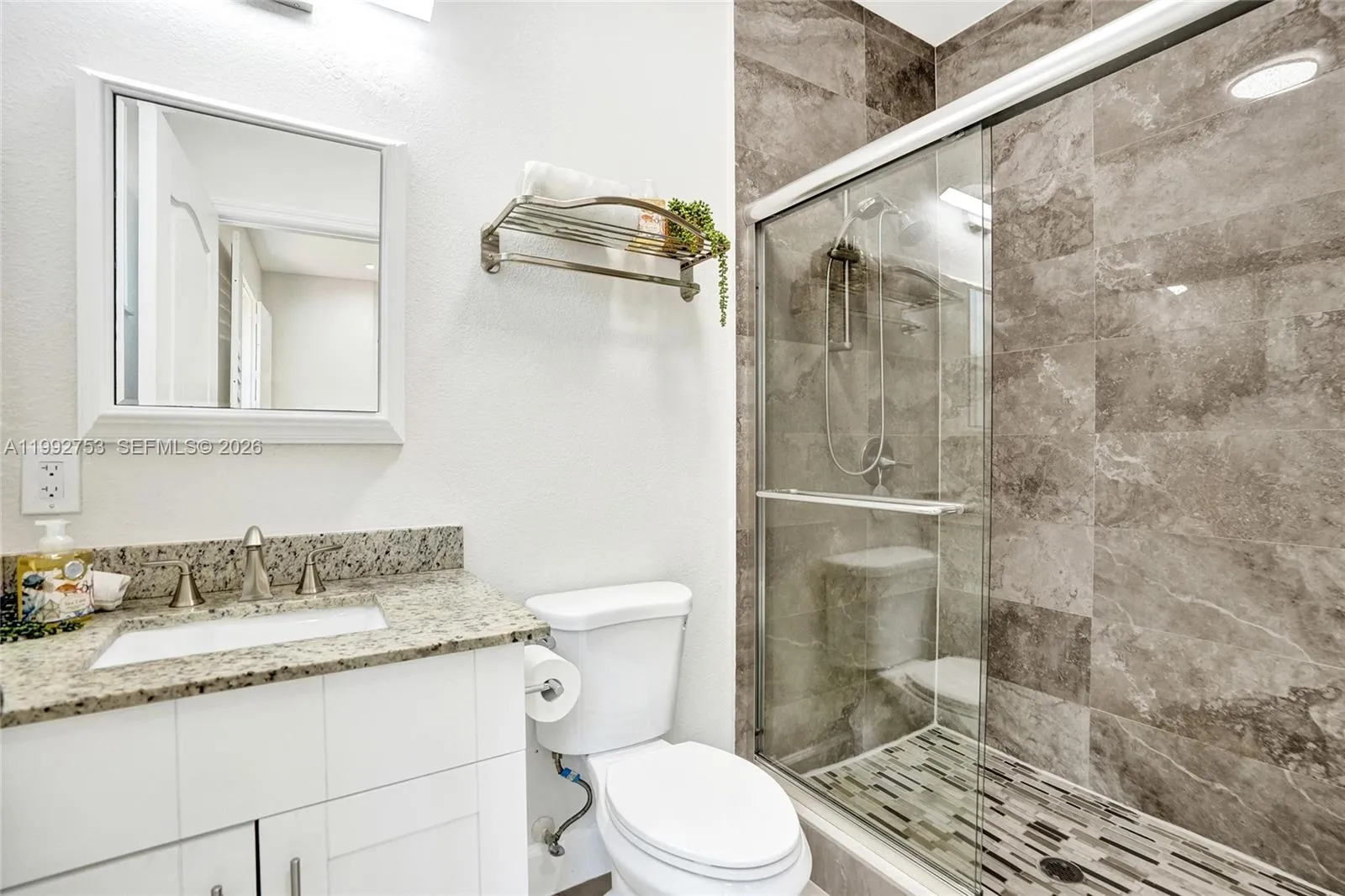 60 Ne 26th St 60, Wilton Manors, Florida 33305, Wilton Manors, Florida 33305, 3 Bedrooms Bedrooms, ,2 BathroomsBathrooms,Residential Lease,For Rent,60 Ne 26th St 60, Wilton Manors, Florida 33305,A11992753