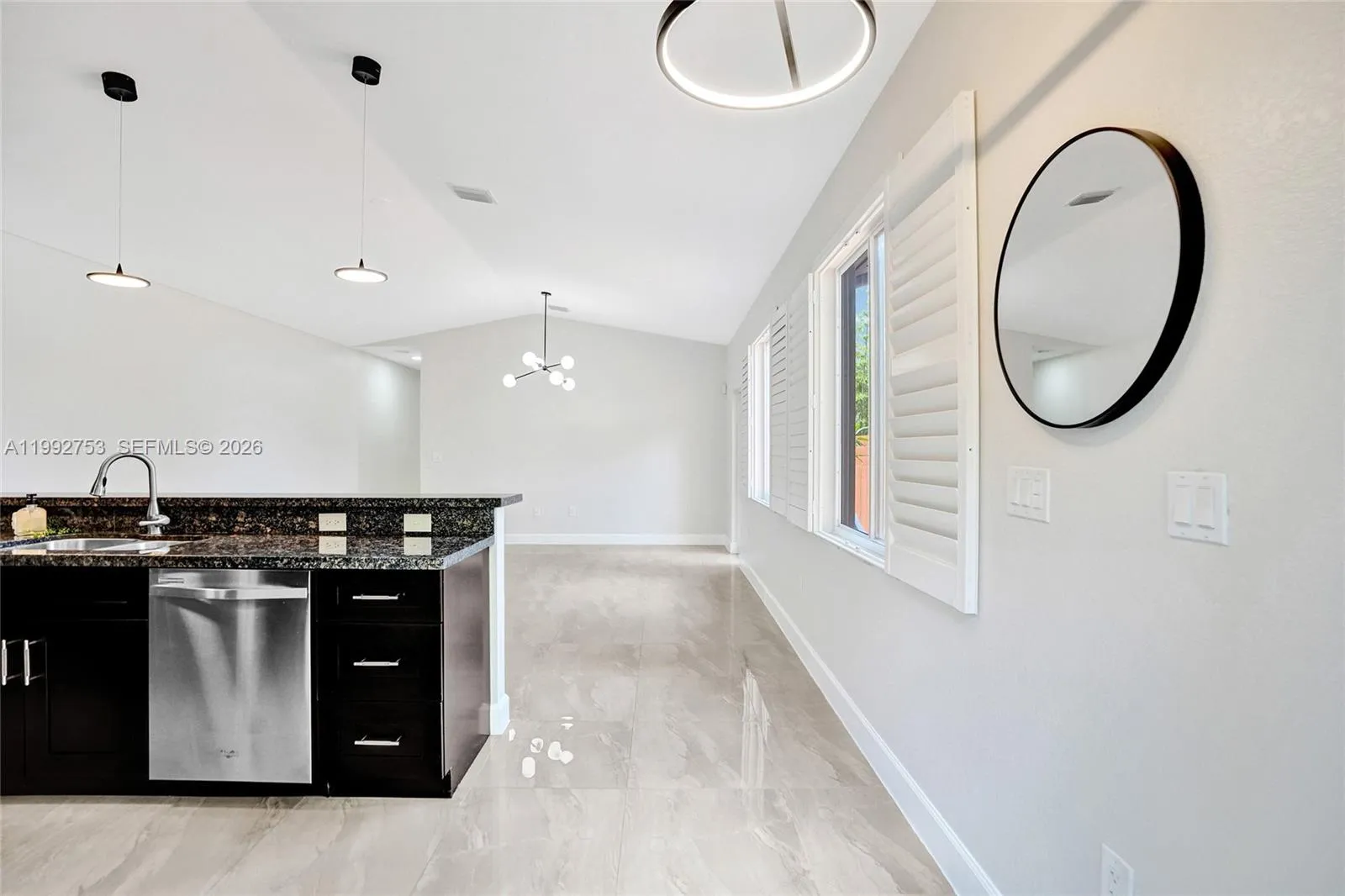 60 Ne 26th St 60, Wilton Manors, Florida 33305, Wilton Manors, Florida 33305, 3 Bedrooms Bedrooms, ,2 BathroomsBathrooms,Residential Lease,For Rent,60 Ne 26th St 60, Wilton Manors, Florida 33305,A11992753