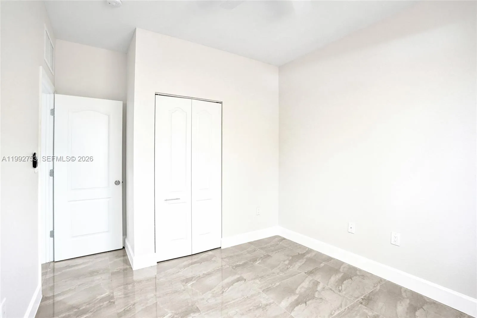 3rd bedroom/office/flex room