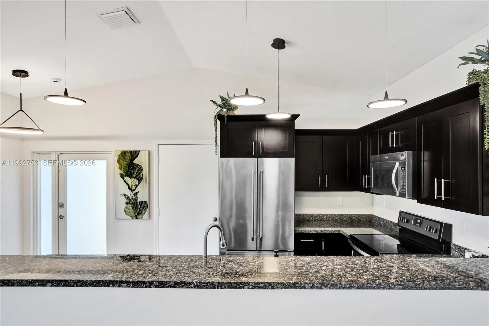 60 Ne 26th St 60, Wilton Manors, Florida 33305, Wilton Manors, Florida 33305, 3 Bedrooms Bedrooms, ,2 BathroomsBathrooms,Residential Lease,For Rent,60 Ne 26th St 60, Wilton Manors, Florida 33305,A11992753