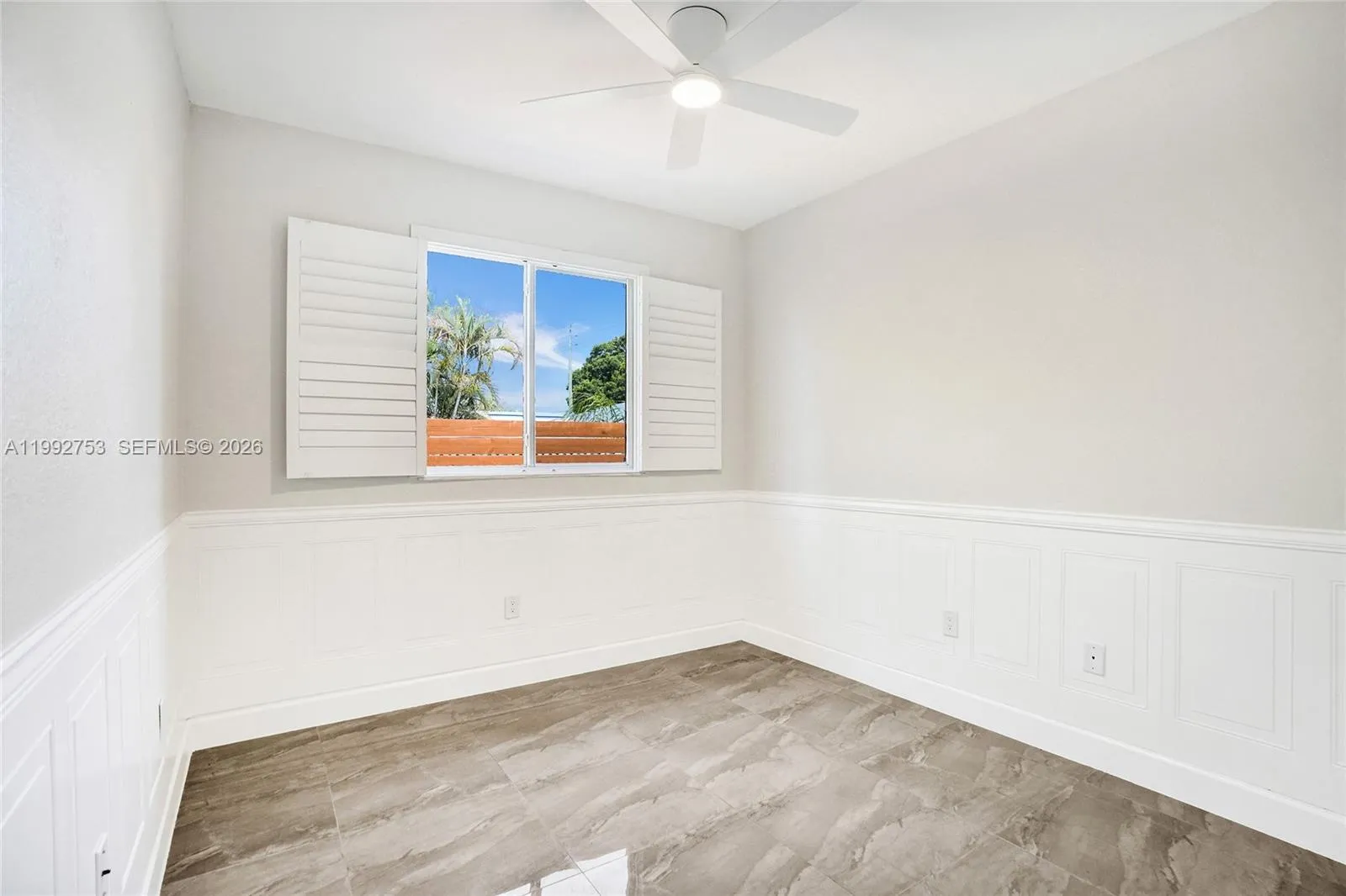 2nd bedroom/office/flex room