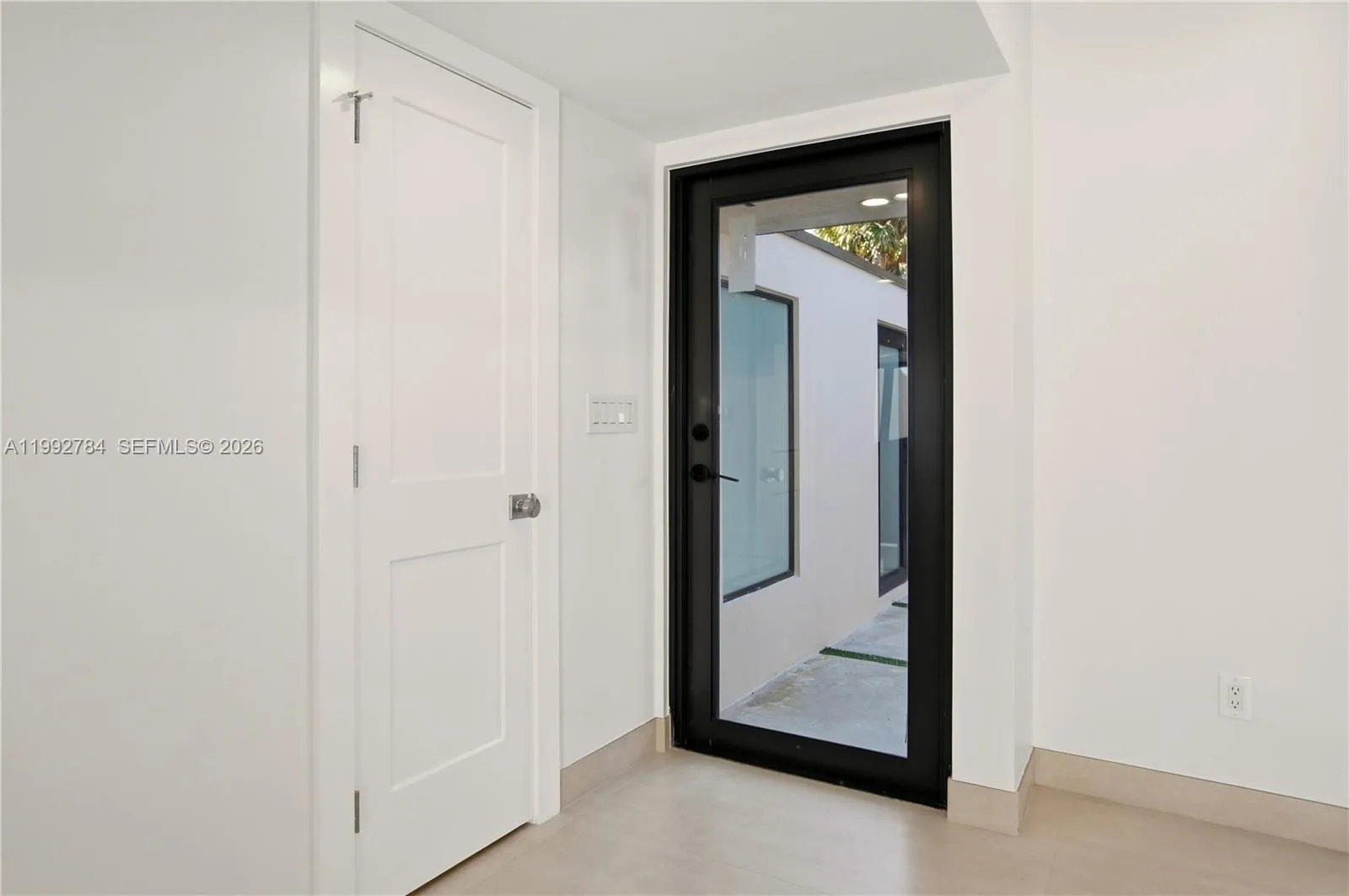 7238 Jacaranda Ln, Miami Lakes, Florida 33014, Miami Lakes, Florida 33014, 4 Bedrooms Bedrooms, ,3 BathroomsBathrooms,Residential Lease,For Rent,7238 Jacaranda Ln, Miami Lakes, Florida 33014,A11992784