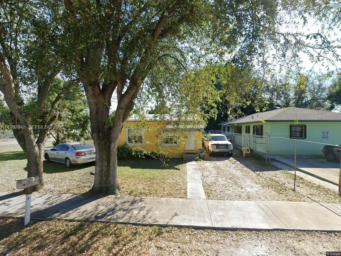 2304 Nw 99th Ter, Miami, Florida 33147, Miami, Florida 33147, 4 Bedrooms Bedrooms, ,2 BathroomsBathrooms,Residential,For Sale,2304 Nw 99th Ter, Miami, Florida 33147,A11992048