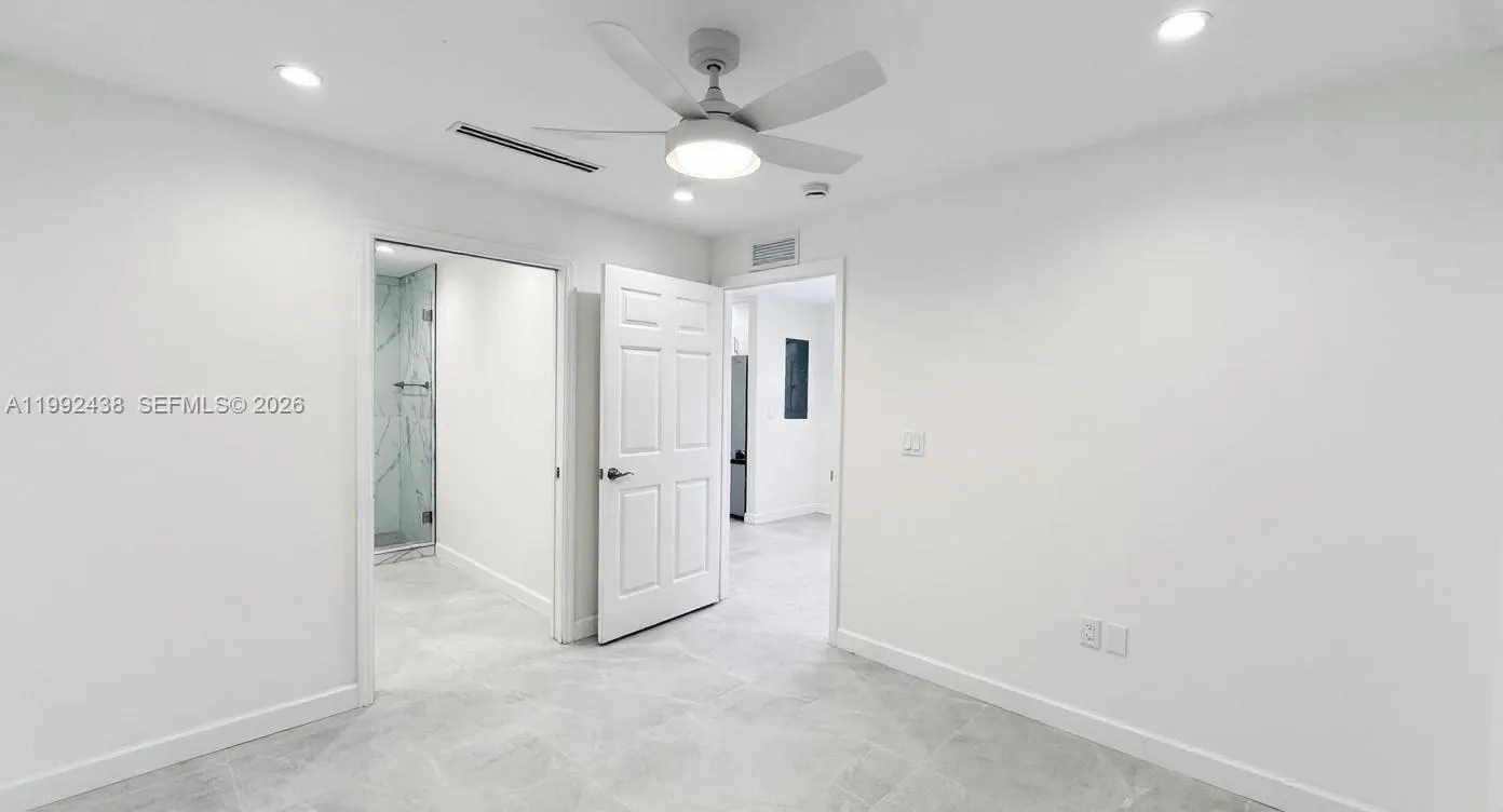 8440 Sw 107th St Gh, Miami, Florida 33156, Miami, Florida 33156, 2 Bedrooms Bedrooms, ,2 BathroomsBathrooms,Residential Lease,For Rent,8440 Sw 107th St Gh, Miami, Florida 33156,A11992438