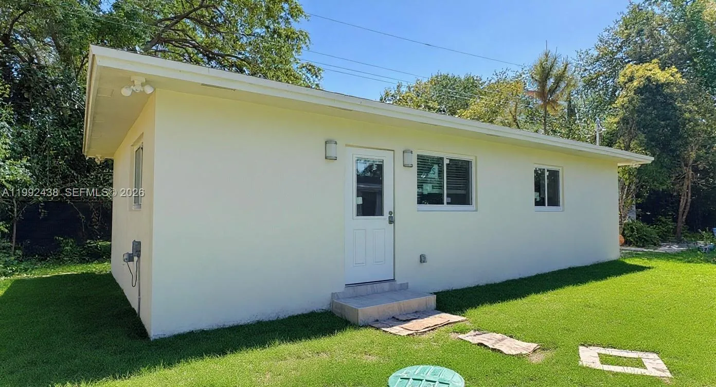 8440 Sw 107th St Gh, Miami, Florida 33156, Miami, Florida 33156, 2 Bedrooms Bedrooms, ,2 BathroomsBathrooms,Residential Lease,For Rent,8440 Sw 107th St Gh, Miami, Florida 33156,A11992438