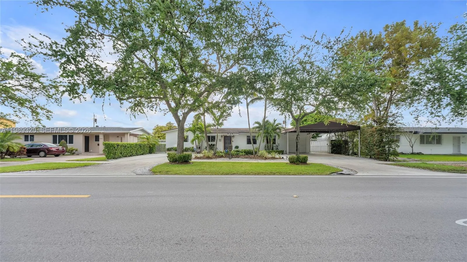 2900 Sw 92nd Ave 2900, Miami, Florida 33165, Miami, Florida 33165, 4 Bedrooms Bedrooms, ,2 BathroomsBathrooms,Residential Lease,For Rent,2900 Sw 92nd Ave 2900, Miami, Florida 33165,A11989320