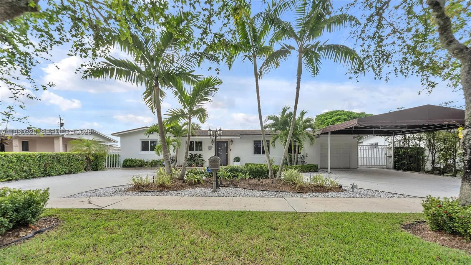 2900 Sw 92nd Ave 2900, Miami, Florida 33165, Miami, Florida 33165, 4 Bedrooms Bedrooms, ,2 BathroomsBathrooms,Residential Lease,For Rent,2900 Sw 92nd Ave 2900, Miami, Florida 33165,A11989320