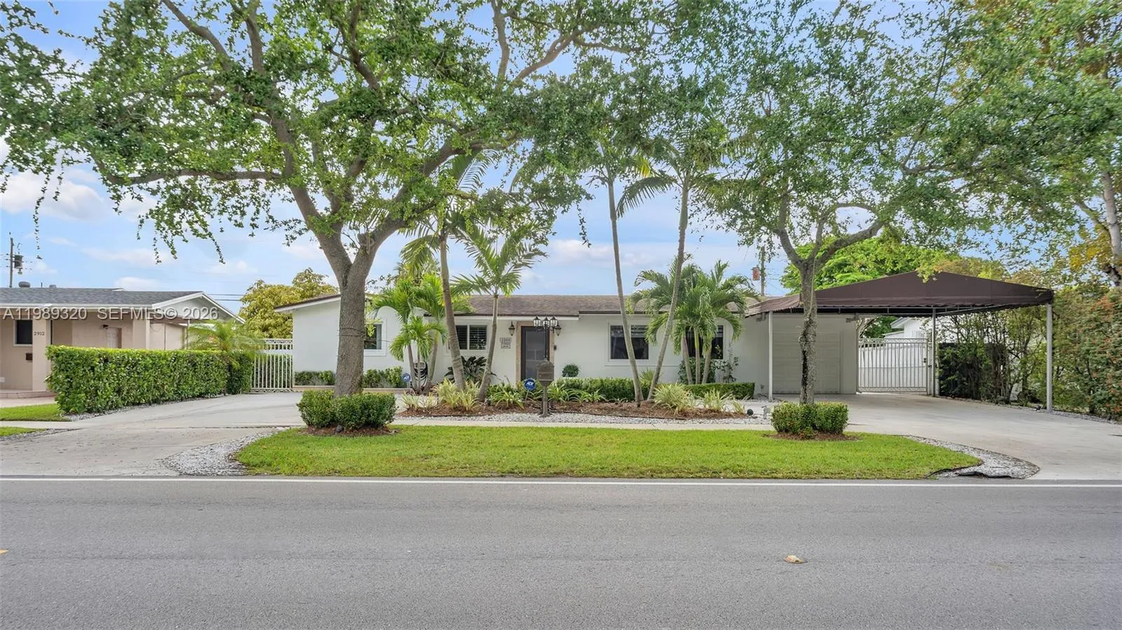 2900 Sw 92nd Ave 2900, Miami, Florida 33165, Miami, Florida 33165, 4 Bedrooms Bedrooms, ,2 BathroomsBathrooms,Residential Lease,For Rent,2900 Sw 92nd Ave 2900, Miami, Florida 33165,A11989320