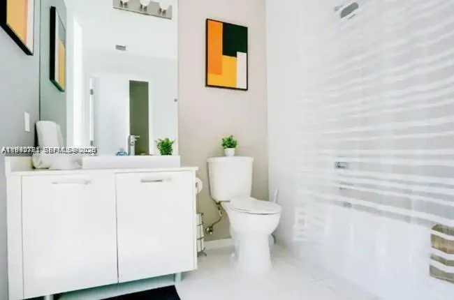 151 Se 1 3111, Miami, Florida 33131, Miami, Florida 33131, 2 Bedrooms Bedrooms, ,2 BathroomsBathrooms,Residential Lease,For Rent,151 Se 1 3111, Miami, Florida 33131,A11992791