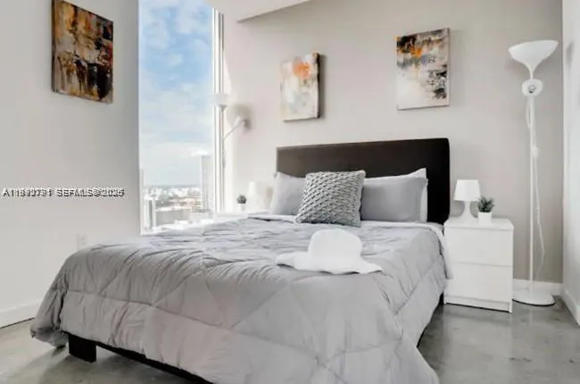 151 Se 1 3111, Miami, Florida 33131, Miami, Florida 33131, 2 Bedrooms Bedrooms, ,2 BathroomsBathrooms,Residential Lease,For Rent,151 Se 1 3111, Miami, Florida 33131,A11992791