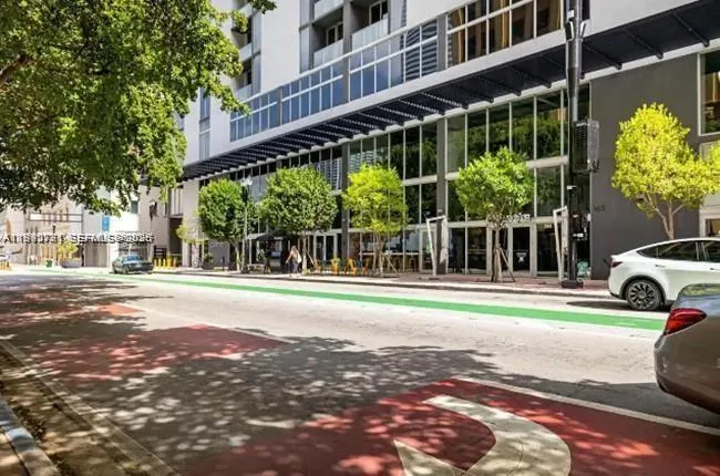 151 Se 1 3111, Miami, Florida 33131, Miami, Florida 33131, 2 Bedrooms Bedrooms, ,2 BathroomsBathrooms,Residential Lease,For Rent,151 Se 1 3111, Miami, Florida 33131,A11992791