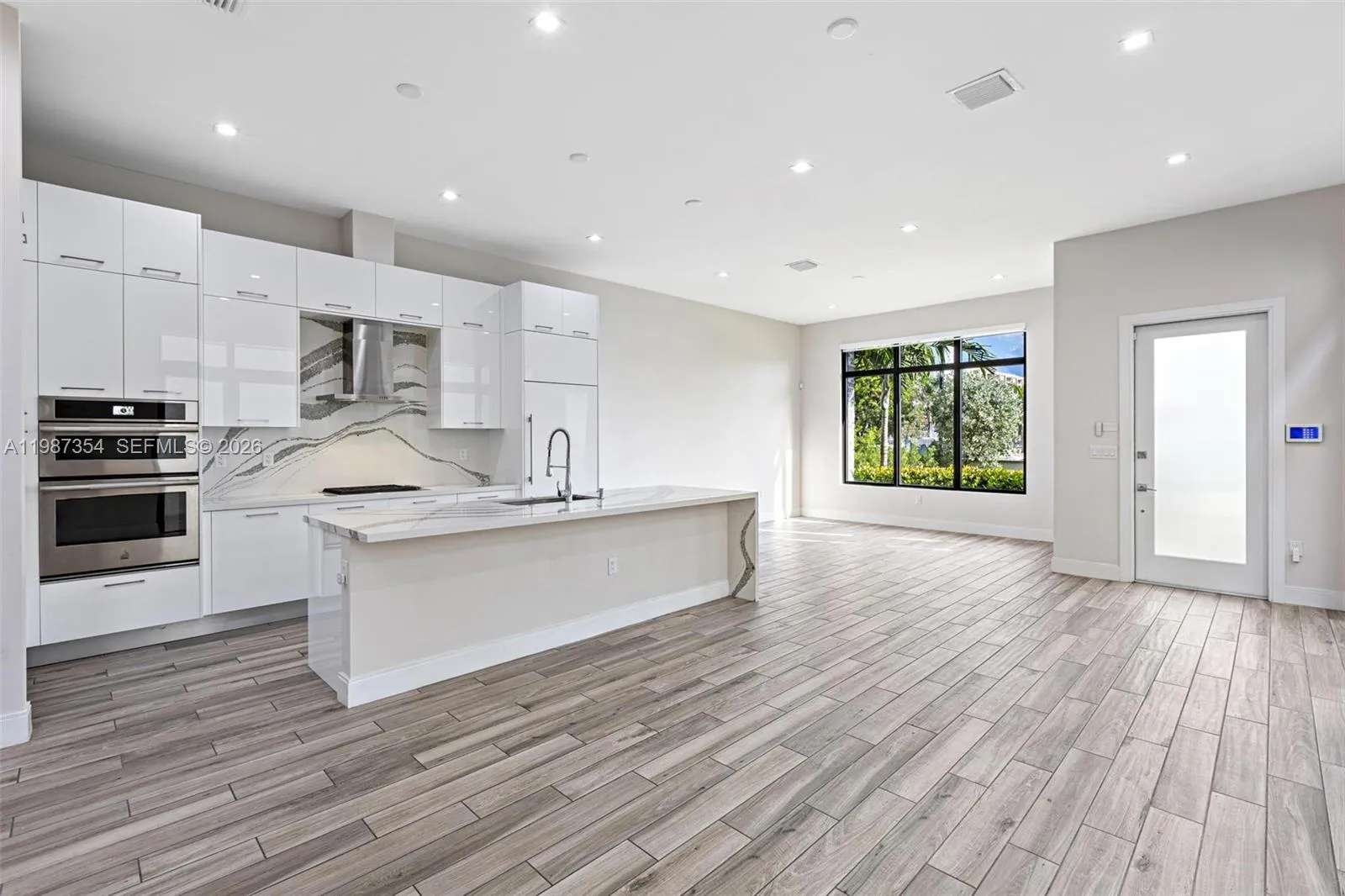 8225 Nw 43rd St, Doral, Florida 33166, Doral, Florida 33166, 4 Bedrooms Bedrooms, ,3 BathroomsBathrooms,Residential Lease,For Rent,8225 Nw 43rd St, Doral, Florida 33166,A11987354