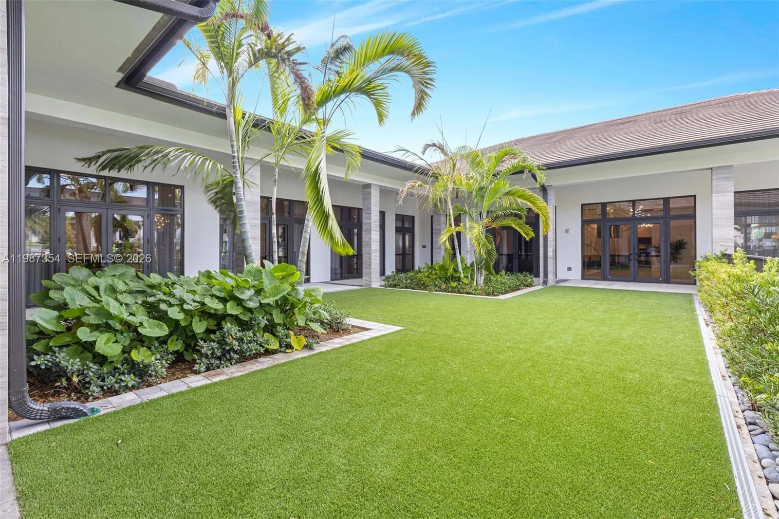 8225 Nw 43rd St, Doral, Florida 33166, Doral, Florida 33166, 4 Bedrooms Bedrooms, ,3 BathroomsBathrooms,Residential Lease,For Rent,8225 Nw 43rd St, Doral, Florida 33166,A11987354