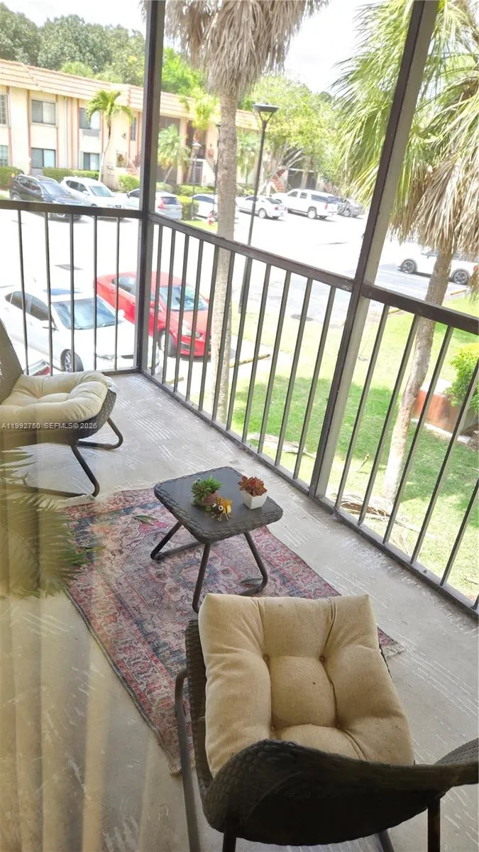 357 Lakeview Dr 201, Weston, Florida 33326, Weston, Florida 33326, 2 Bedrooms Bedrooms, ,2 BathroomsBathrooms,Residential Lease,For Rent,357 Lakeview Dr 201, Weston, Florida 33326,A11992750