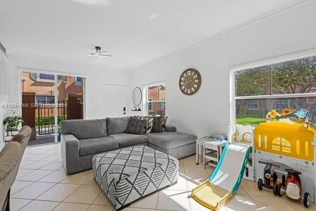 4914 Sailboat Dr 4610, Dania Beach, Florida 33312, Dania Beach, Florida 33312, 3 Bedrooms Bedrooms, ,2 BathroomsBathrooms,Residential,For Sale,4914 Sailboat Dr 4610, Dania Beach, Florida 33312,A11991569