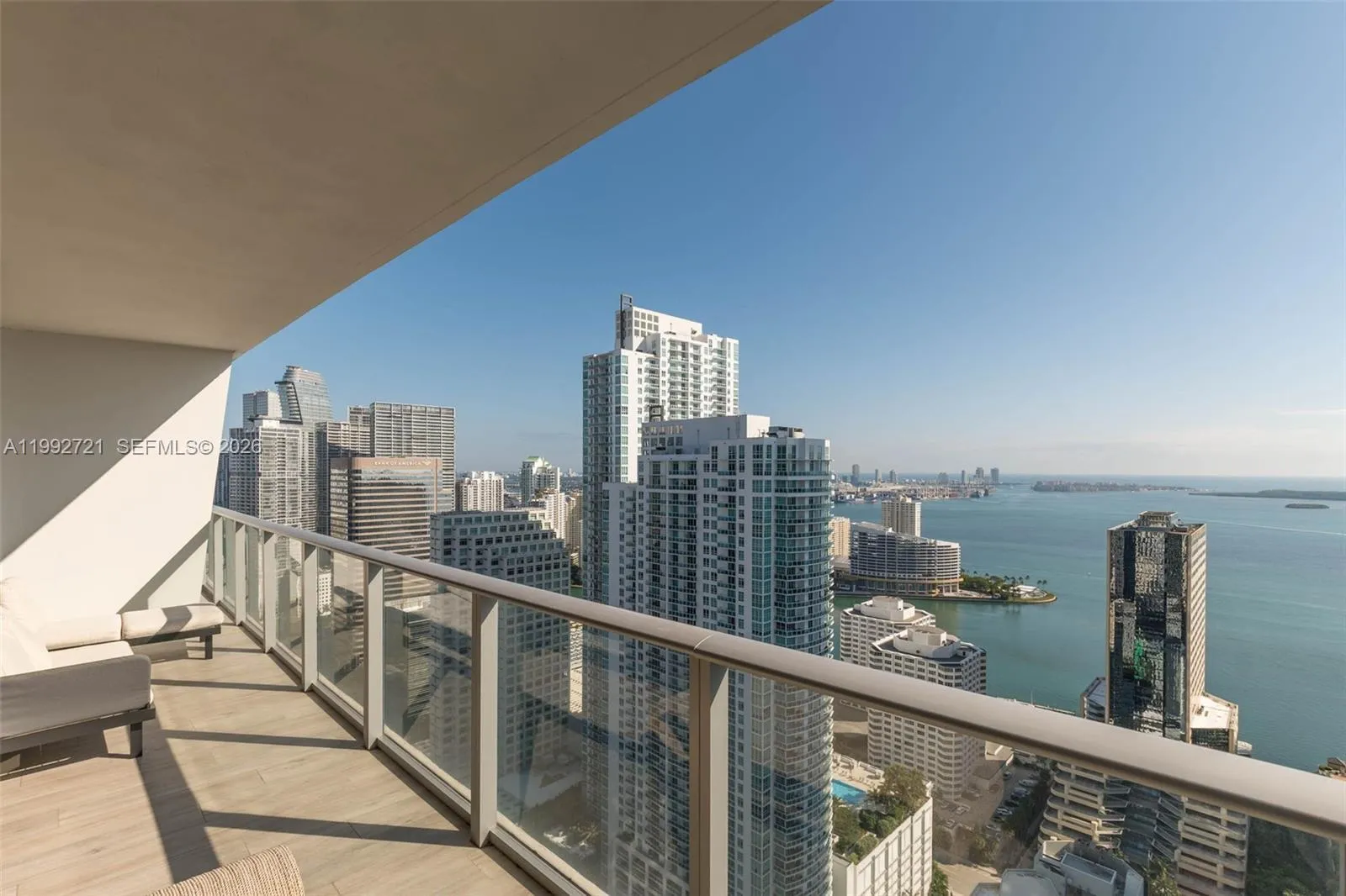 Miami, Florida 33131, 2 Bedrooms Bedrooms, ,3 BathroomsBathrooms,Residential Lease,For Rent,A11992721