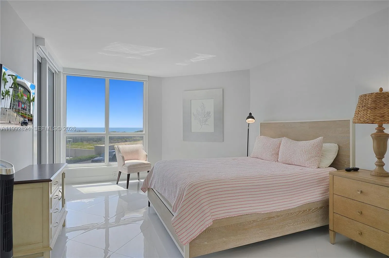 Miami Beach, Florida 33141, 2 Bedrooms Bedrooms, ,2 BathroomsBathrooms,Residential Lease,For Rent,A11992824