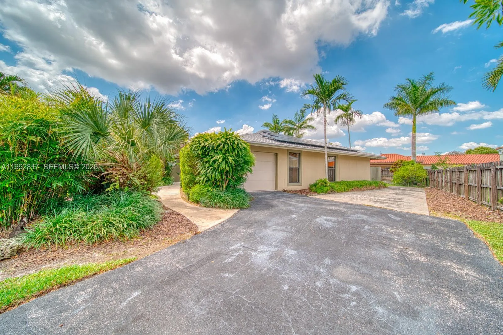 7320 Sw 100th Ct, Miami, Florida 33173, Miami, Florida 33173, 3 Bedrooms Bedrooms, ,2 BathroomsBathrooms,Residential Lease,For Rent,7320 Sw 100th Ct, Miami, Florida 33173,A11992817