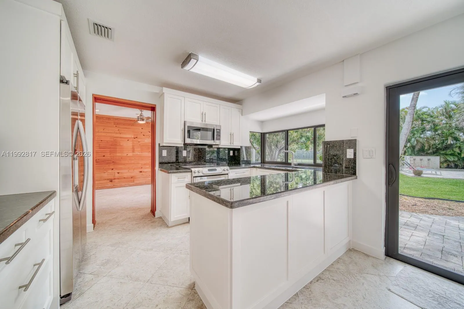 7320 Sw 100th Ct, Miami, Florida 33173, Miami, Florida 33173, 3 Bedrooms Bedrooms, ,2 BathroomsBathrooms,Residential Lease,For Rent,7320 Sw 100th Ct, Miami, Florida 33173,A11992817