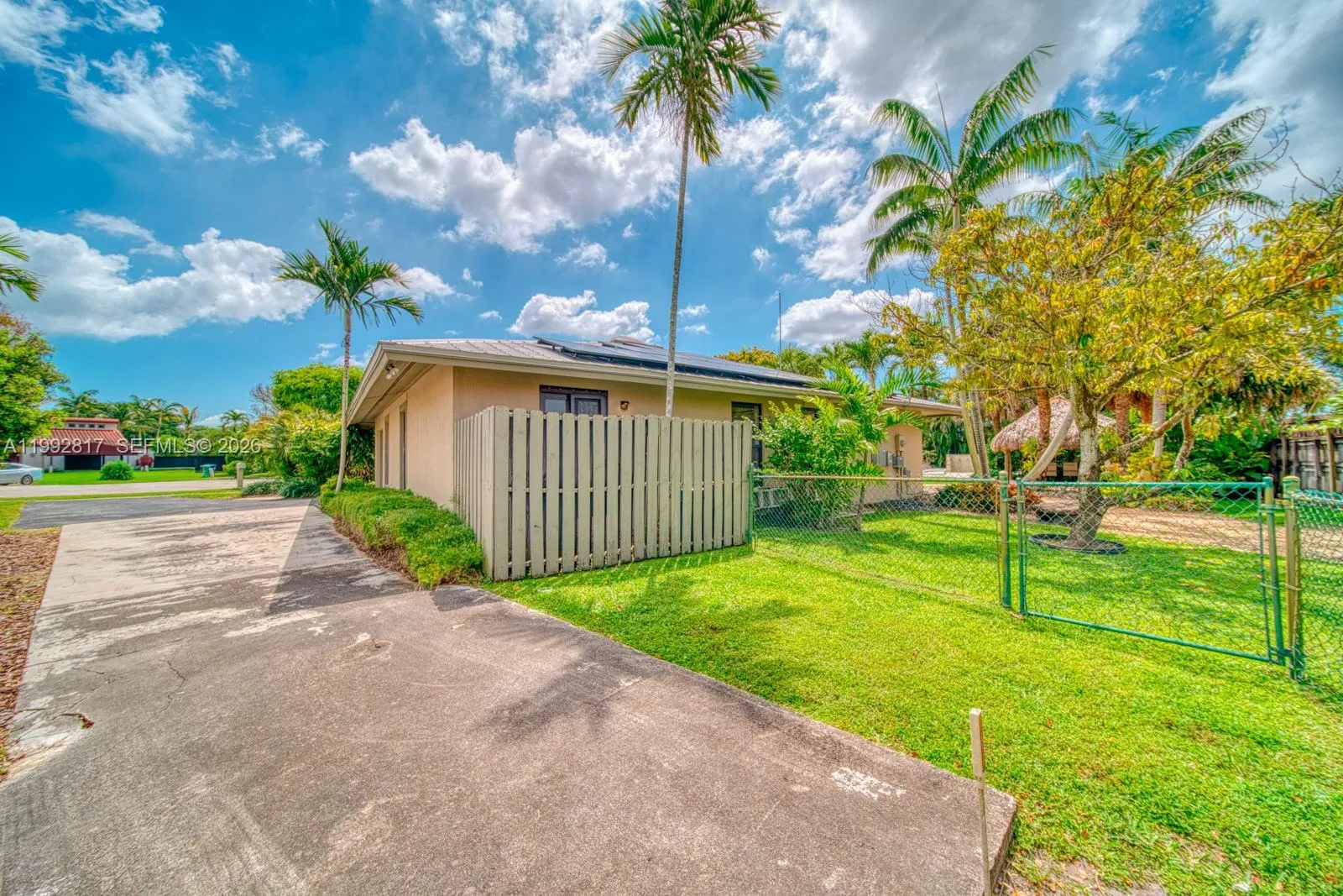 7320 Sw 100th Ct, Miami, Florida 33173, Miami, Florida 33173, 3 Bedrooms Bedrooms, ,2 BathroomsBathrooms,Residential Lease,For Rent,7320 Sw 100th Ct, Miami, Florida 33173,A11992817