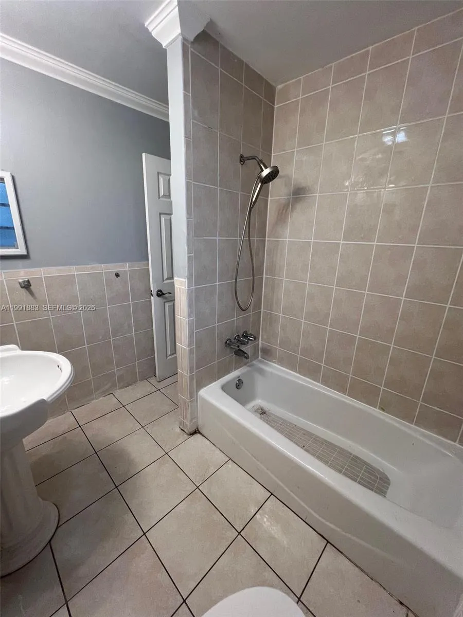 6610 Johnson St, Hollywood, Florida 33024, Hollywood, Florida 33024, 3 Bedrooms Bedrooms, ,2 BathroomsBathrooms,Residential Lease,For Rent,6610 Johnson St, Hollywood, Florida 33024,A11991883