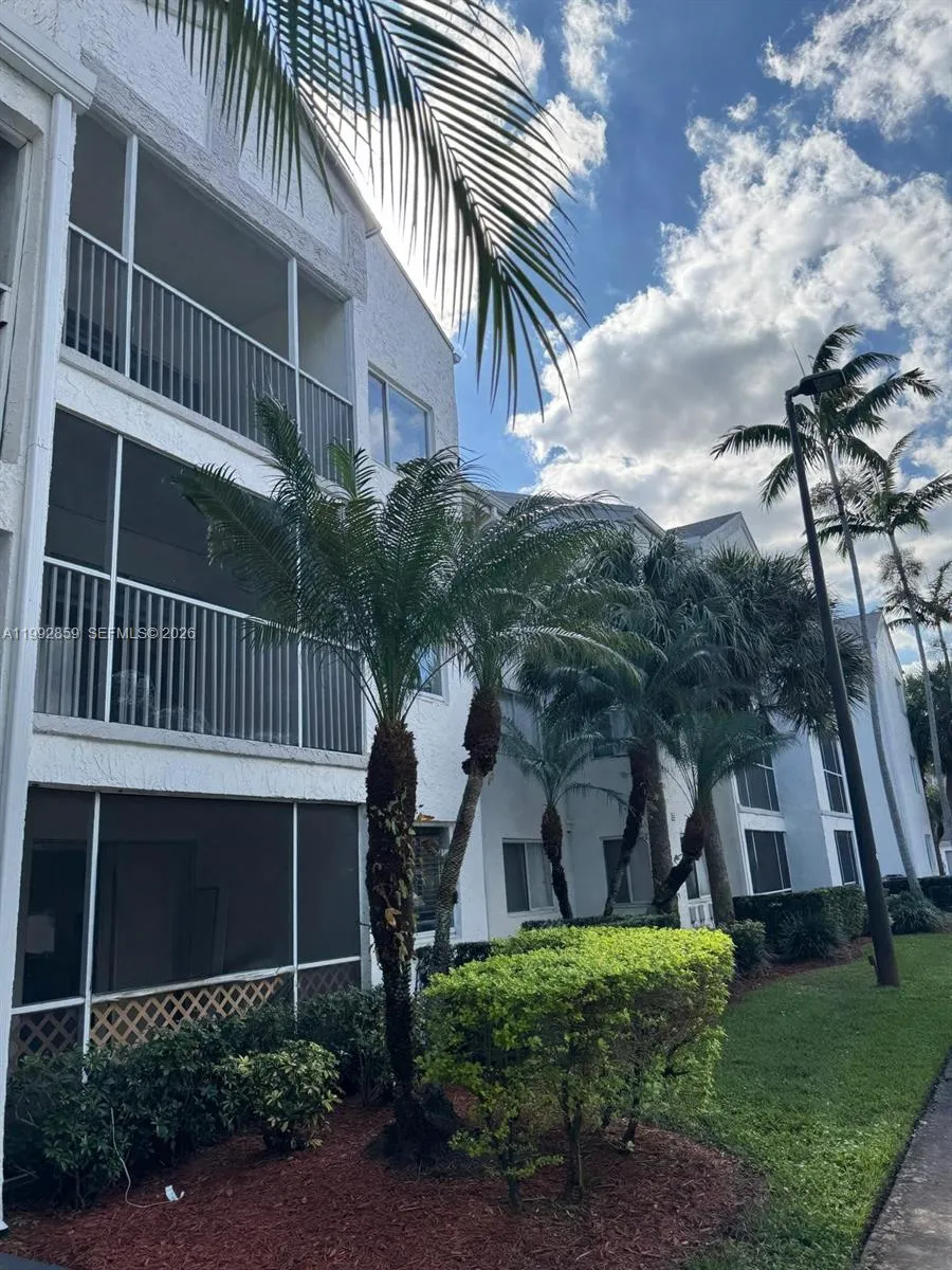 5760 Rock Island Rd 304, Tamarac, Florida 33319, Tamarac, Florida 33319, 1 Bedroom Bedrooms, ,1 BathroomBathrooms,Residential Lease,For Rent,5760 Rock Island Rd 304, Tamarac, Florida 33319,A11992859