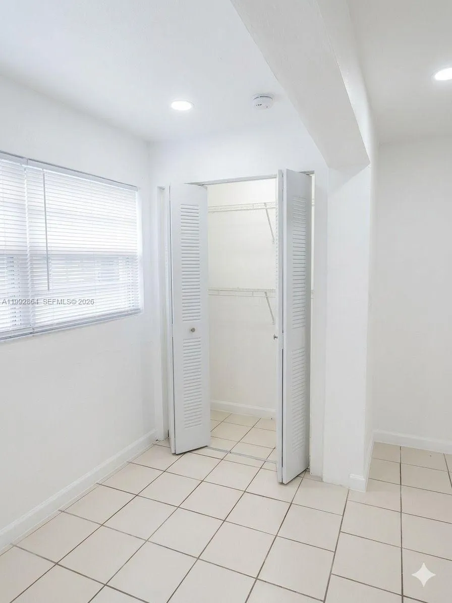 6270 W Flagler St A4, Miami, Florida 33144, Miami, Florida 33144, 1 Bedroom Bedrooms, ,1 BathroomBathrooms,Residential Lease,For Rent,6270 W Flagler St A4, Miami, Florida 33144,A11992864