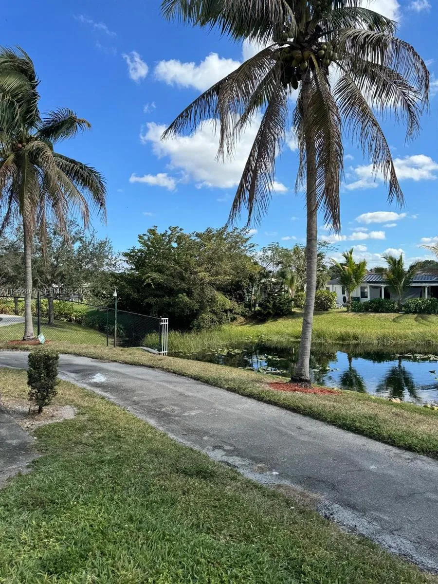 5760 Rock Island Rd 304, Tamarac, Florida 33319, Tamarac, Florida 33319, 1 Bedroom Bedrooms, ,1 BathroomBathrooms,Residential,For Sale,5760 Rock Island Rd 304, Tamarac, Florida 33319,A11992867