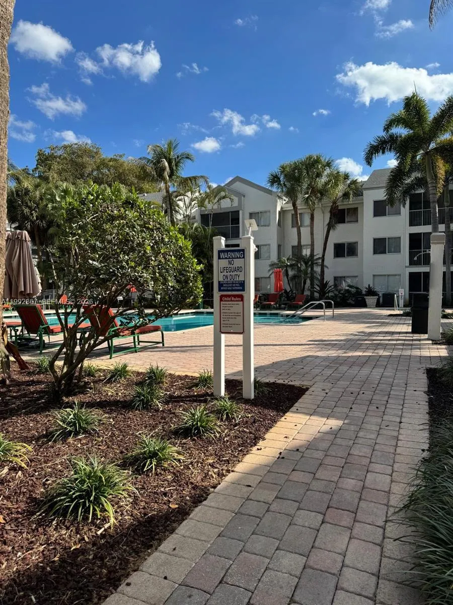 5760 Rock Island Rd 304, Tamarac, Florida 33319, Tamarac, Florida 33319, 1 Bedroom Bedrooms, ,1 BathroomBathrooms,Residential,For Sale,5760 Rock Island Rd 304, Tamarac, Florida 33319,A11992867