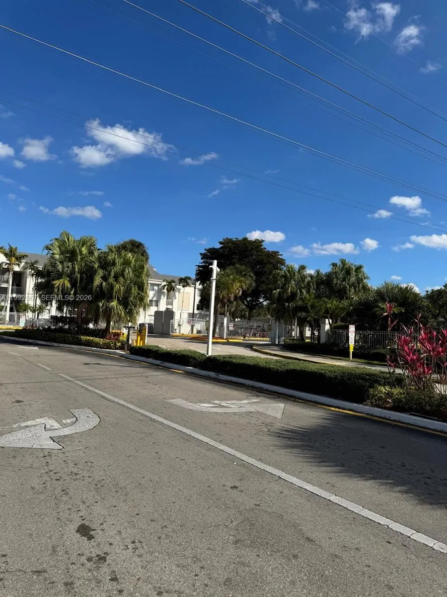 5760 Rock Island Rd 304, Tamarac, Florida 33319, Tamarac, Florida 33319, 1 Bedroom Bedrooms, ,1 BathroomBathrooms,Residential,For Sale,5760 Rock Island Rd 304, Tamarac, Florida 33319,A11992867