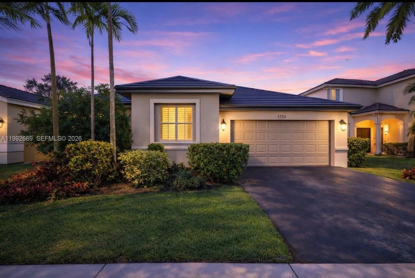 1784 Aspen Ln, Weston, Florida 33327, Weston, Florida 33327, 4 Bedrooms Bedrooms, ,2 BathroomsBathrooms,Residential,For Sale,1784 Aspen Ln, Weston, Florida 33327,A11992689